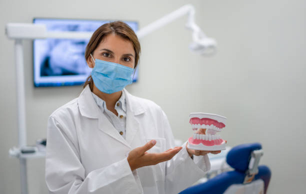 Best Cracked Tooth Emergency Dentist  in Riverdale, CA